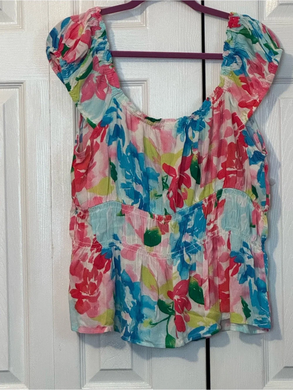 Old Navy Floral Puff-Sleeve Peasant Top in Pink, Blue & Green